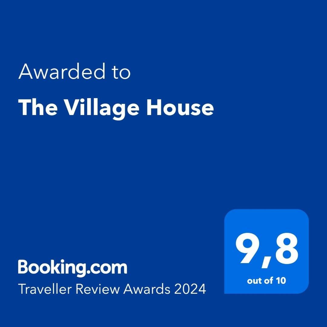 The Village House ヴォロス エクステリア 写真